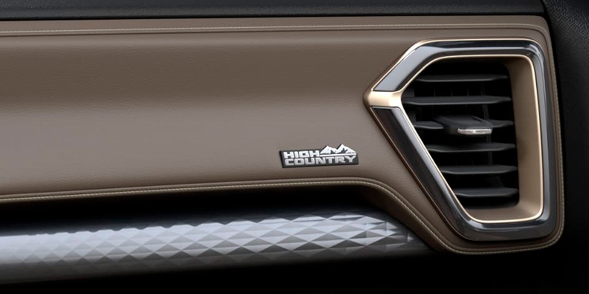 Interior con detalles de lujo Nueva Chevrolet Colorado